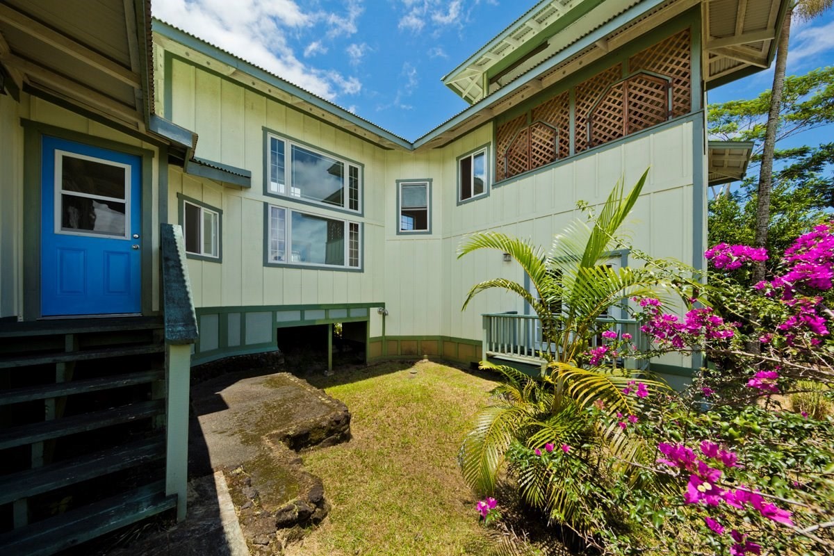 Hilo Vacation Rental exterior